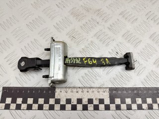 ограничитель открывания двери задней Jeep Cherokee 5 поколение 2016, 2.0 л., EBT, дизель, АКПП, внедорожник 5 дв., 032AA, 68103032AA