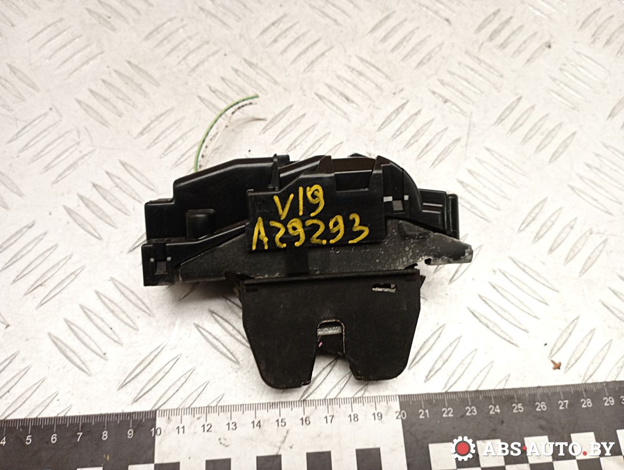 замок багажника Peugeot 308 T7 2010, 1.6 л., 9HV (DV6ATED4), дизель, МКПП, 9660403880 - фото №1