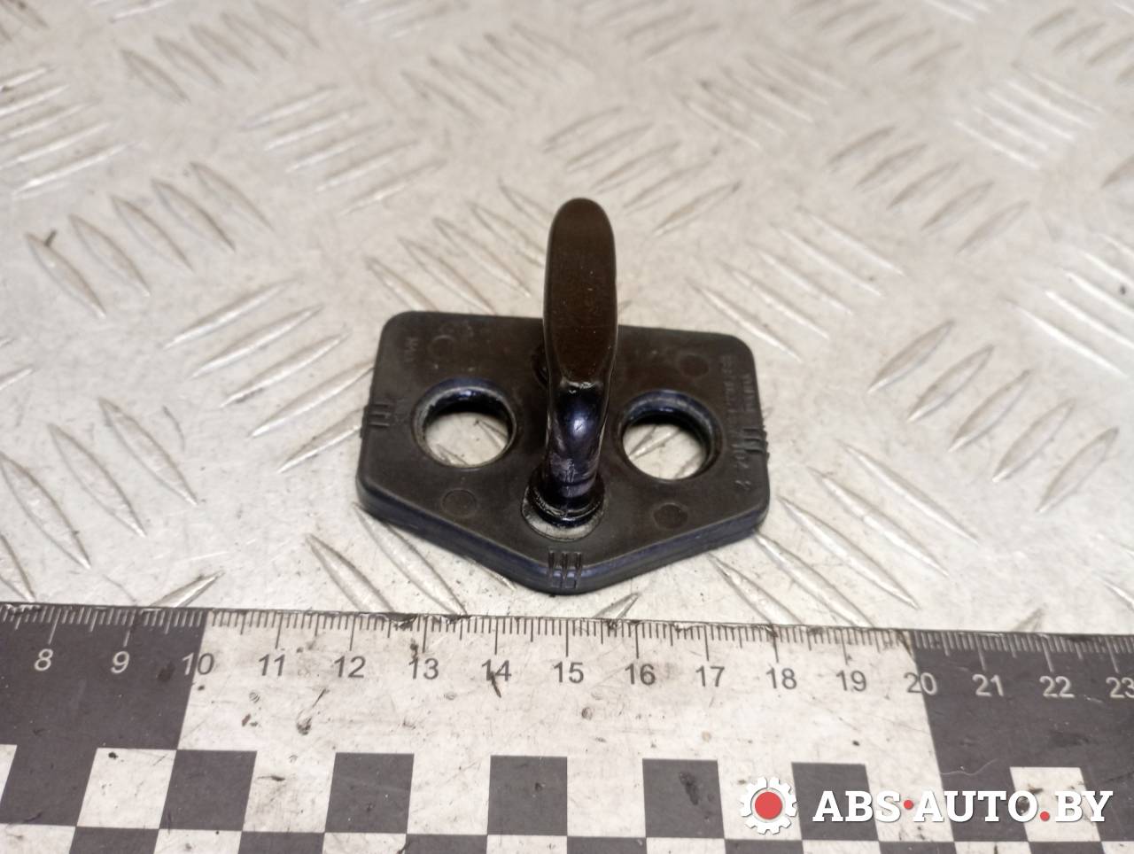 ответная часть (скоба) замка двери Volvo XC90 1 поколение 2005, 2.4 л., D 5244 T, дизель, МКПП, внедорожник 5 дв., полный привод, правый руль, 30661367 - фото №1