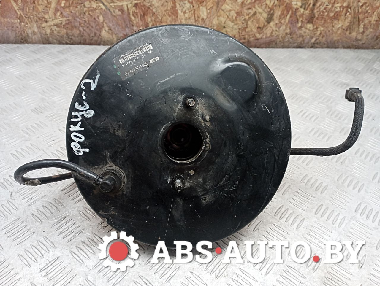 вакуумный усилитель тормозов Ford Focus 2 поколение 2007, 1.6 л., дизель, 6M512B195FC, 03786407314 - фото №1