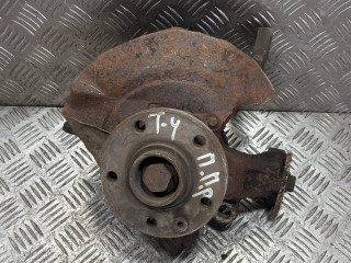 ступица передняя правая Volkswagen Transporter T4 2000, бензин