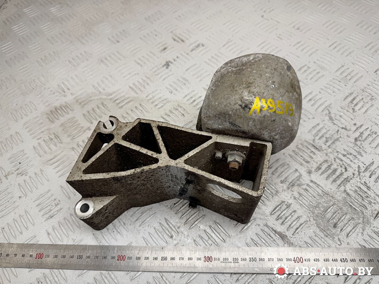 подушка крепления двигателя Volvo S80 1 поколение 2003, 2.4 л., бензин, АКПП, седан, 9485551, 30778951, 8683936, 9161142 - фото №1