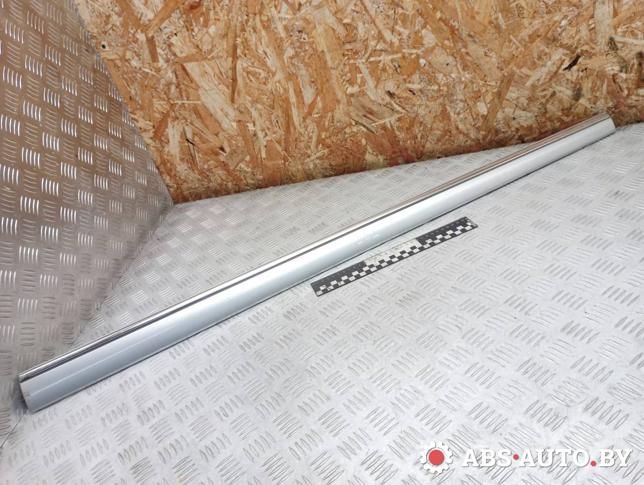 молдинг двери передней правой Mercedes-Benz S-Класс W220 2002, 3.2 л., дизель, АКПП, седан, A2206900662, 2206900662 - фото №1