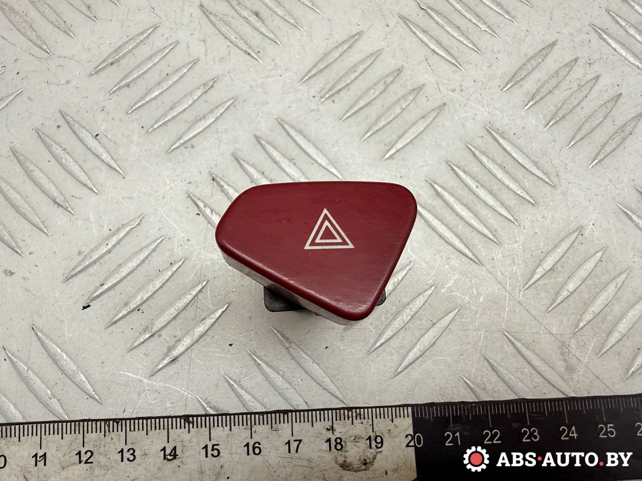 кнопка аварийной сигнализации Peugeot 607 1 поколение 2003, 2.2 л., бензин, МКПП, седан, 96296484KR, 231279 - фото №1