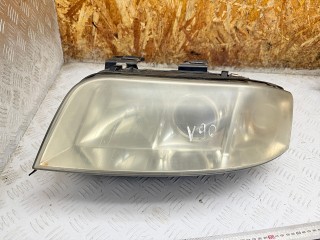 фара левая Audi A6 4B/C5 [рестайлинг] 2003, 2.5 л., BDG, дизель, МКПП, универсал, 15381301