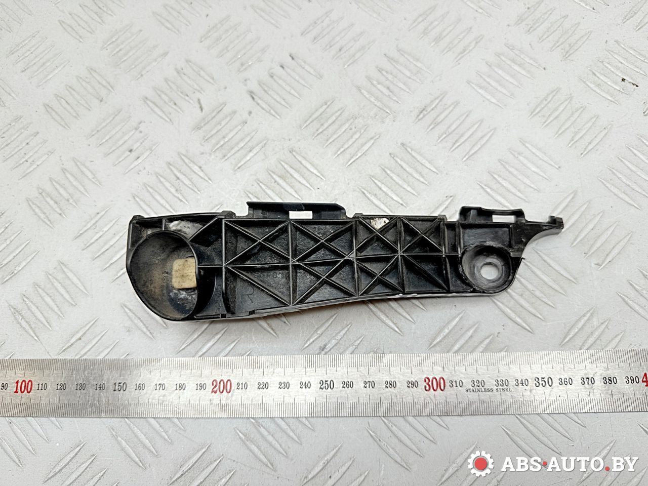 Крепление бампера переднего Toyota RAV4 3 поколение (XA30) 2007, 2.2 л., 2AD-FTV, дизель, МКПП, внедорожник 5 дв., 5253542020 - фото №1