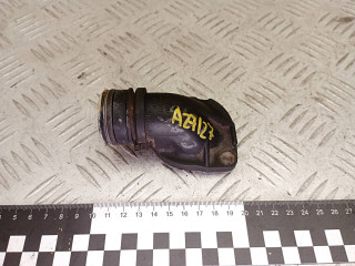 фланец (тройник) системы охлаждения Volkswagen Golf 3 поколение 1999, 1.9 л., дизель, 037121121A