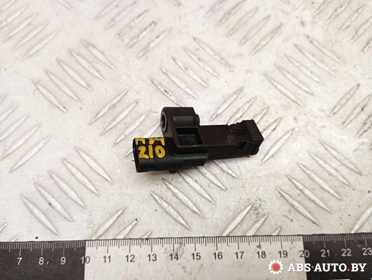 датчик коленвала Mini Cooper 2 поколение 2010, 1.6 л., N16 B16 A, бензин, кабриолет, правый руль, V756175380, V75617538001, 13627561753, 7561753, 75617538001, 1920LR, V75617538003 - фото №1