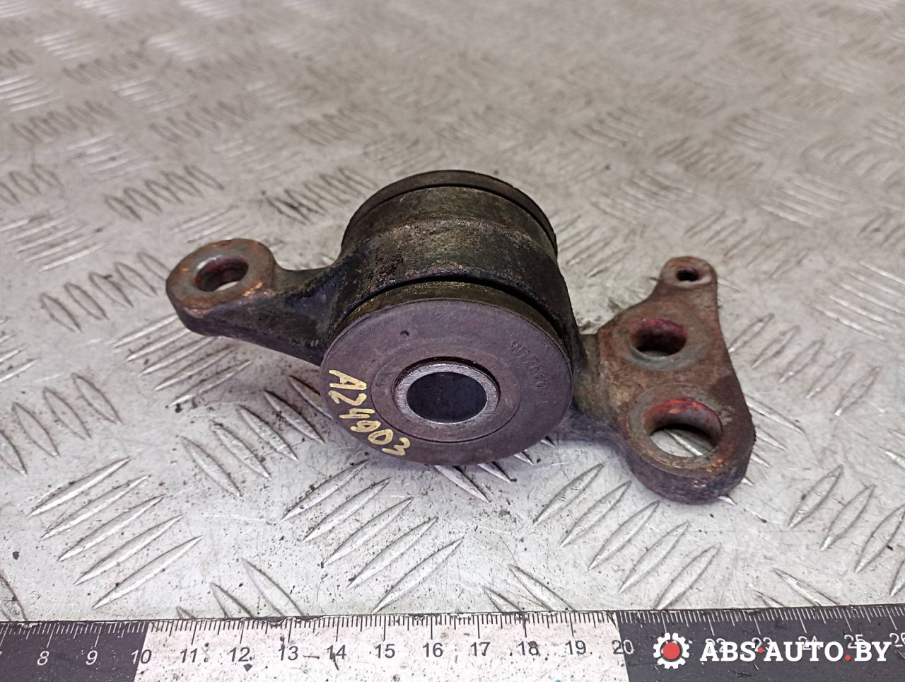 крепление рычага Rover 400 Series 2 поколение 1998, 2.0 л., дизель, W176603 - фото №1