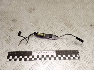 усилитель антенны Mercedes-Benz M-Класс W163 [рестайлинг] W163 2004, 2.7 л., дизель, АКПП, внедорожник 5 дв., полный привод, 2028202389