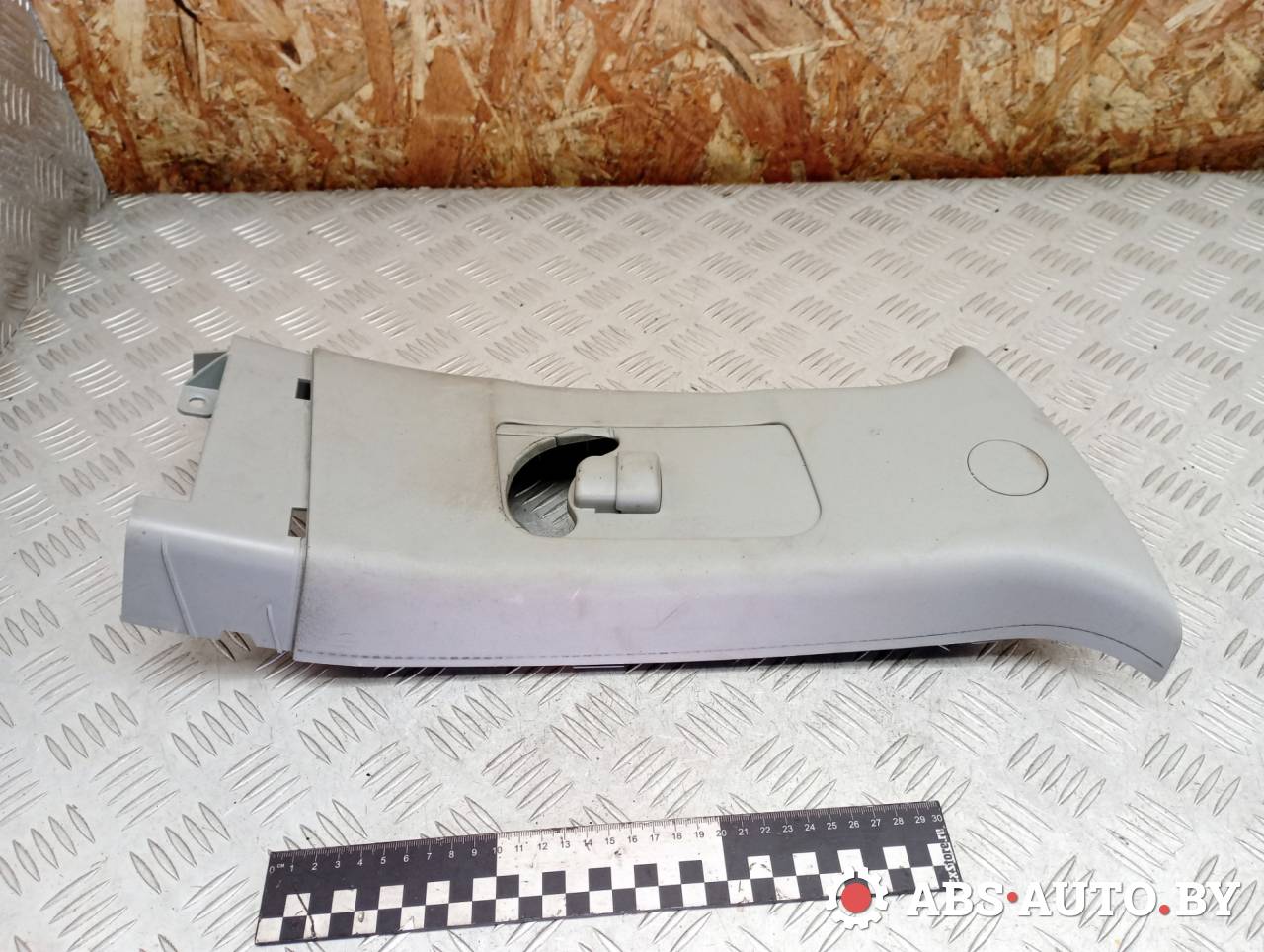 обшивка стойки центральной правой Peugeot 4007 1 поколение 2009, 2.2 л., дизель, МКПП, полный подключаемый привод, правый руль, 7211A052HA, 147423H451 - фото №1