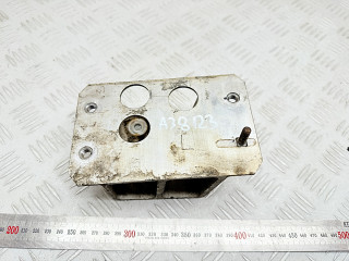 кронштейн заднего бампера Toyota RAV4 3 поколение (XA30) 2007, 2.2 л., 2AD-FTV, дизель, МКПП, внедорожник 5 дв., 5832442010