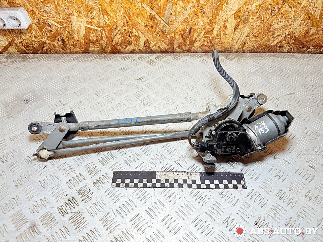 механизм стеклоочистителя (трапеция дворников) Toyota RAV4 3 поколение (XA30) 2007, 2.2 л., 2AD-FTV, дизель, МКПП, внедорожник 5 дв., 8511042150, 1593000251 - фото №1