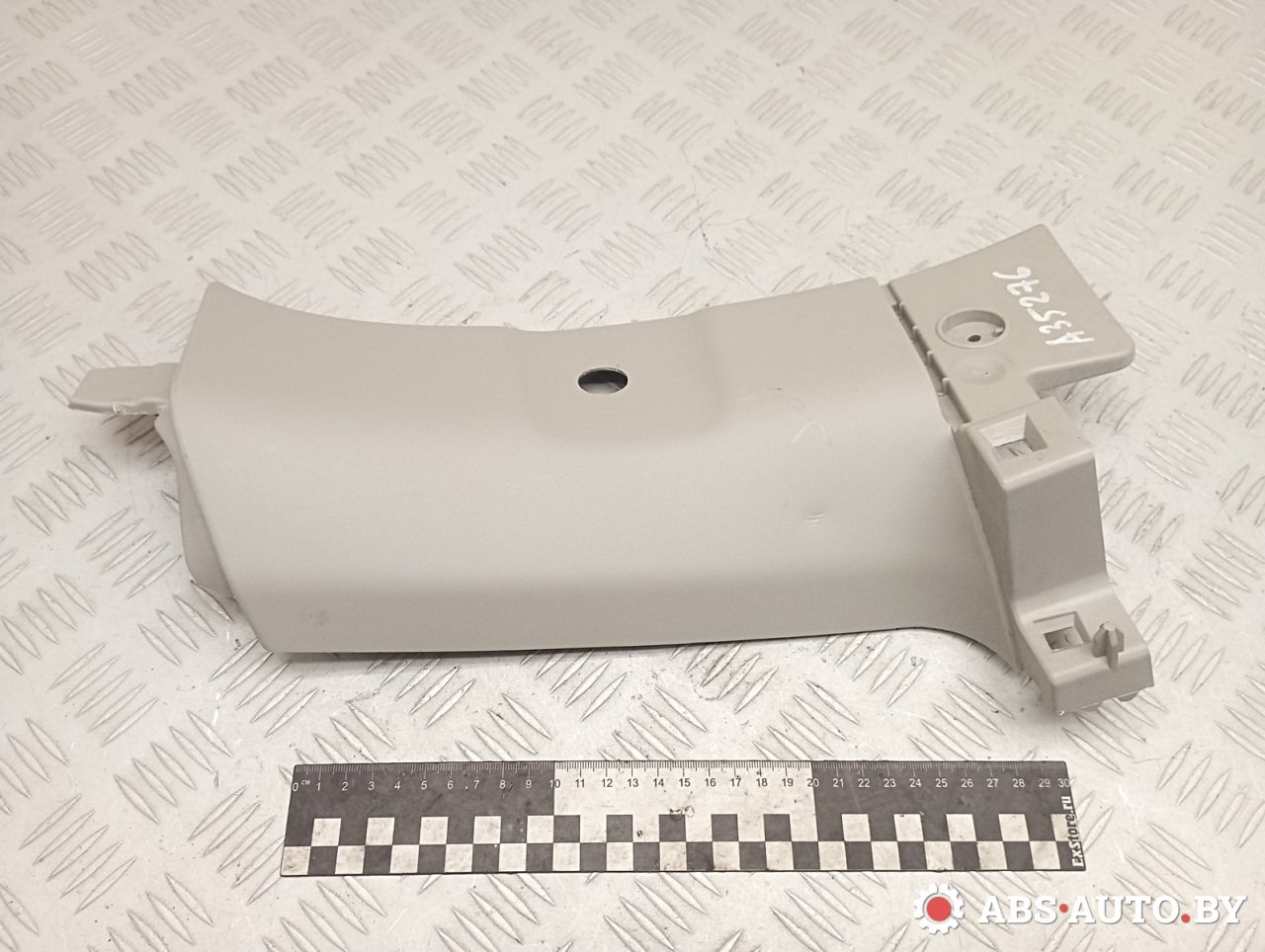 обшивка стойки задней левой Peugeot 5008 1 поколение 2013, 1.6 л., дизель, робот, правый руль, 9684143677 - фото №1