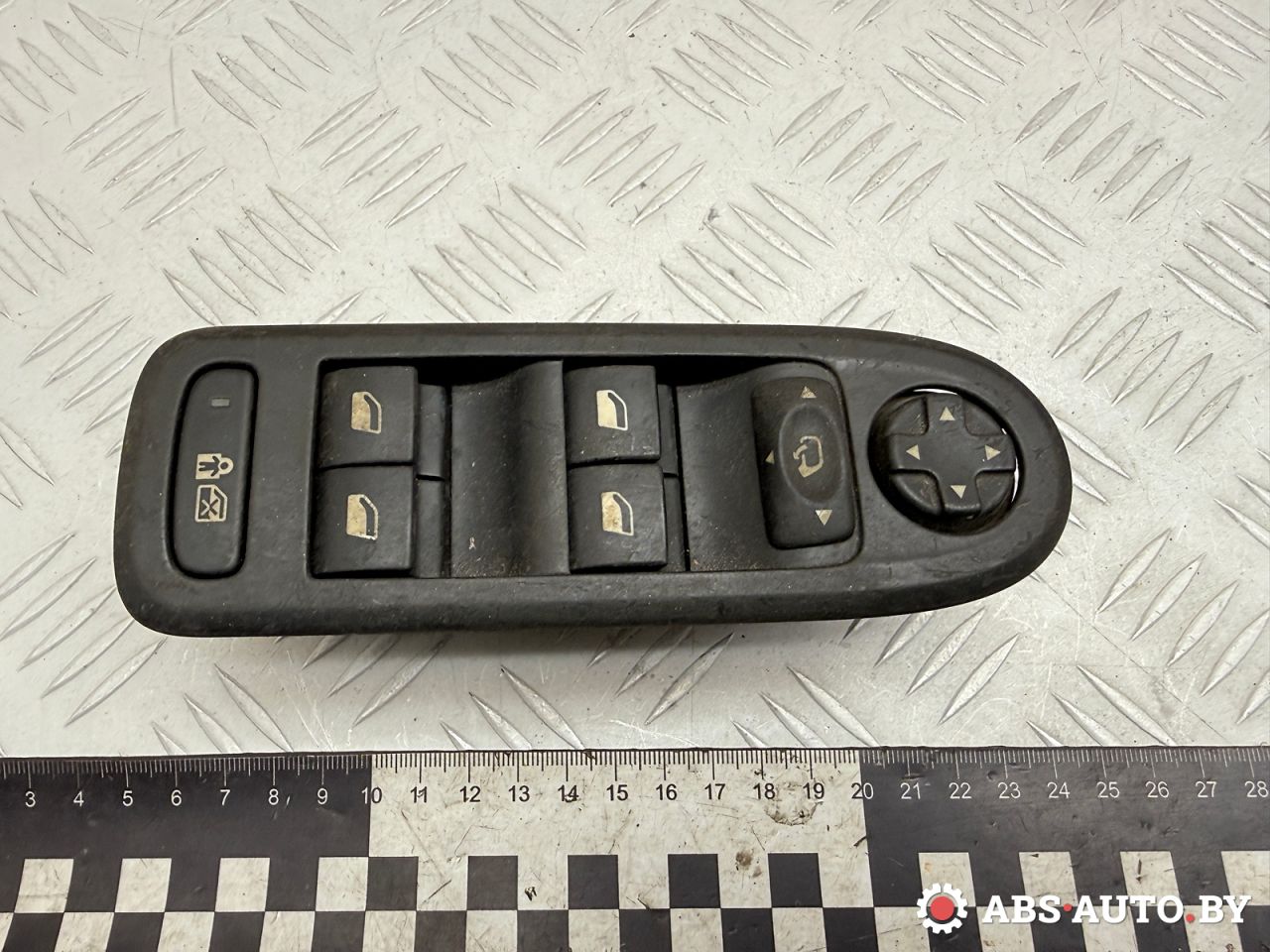 блок управления стеклоподъемниками Citroen C5 2 поколение 2009, 2.7 л., UHZ (DT17BTED4), дизель, АКПП, седан, 30170121, 96599975XT - фото №1