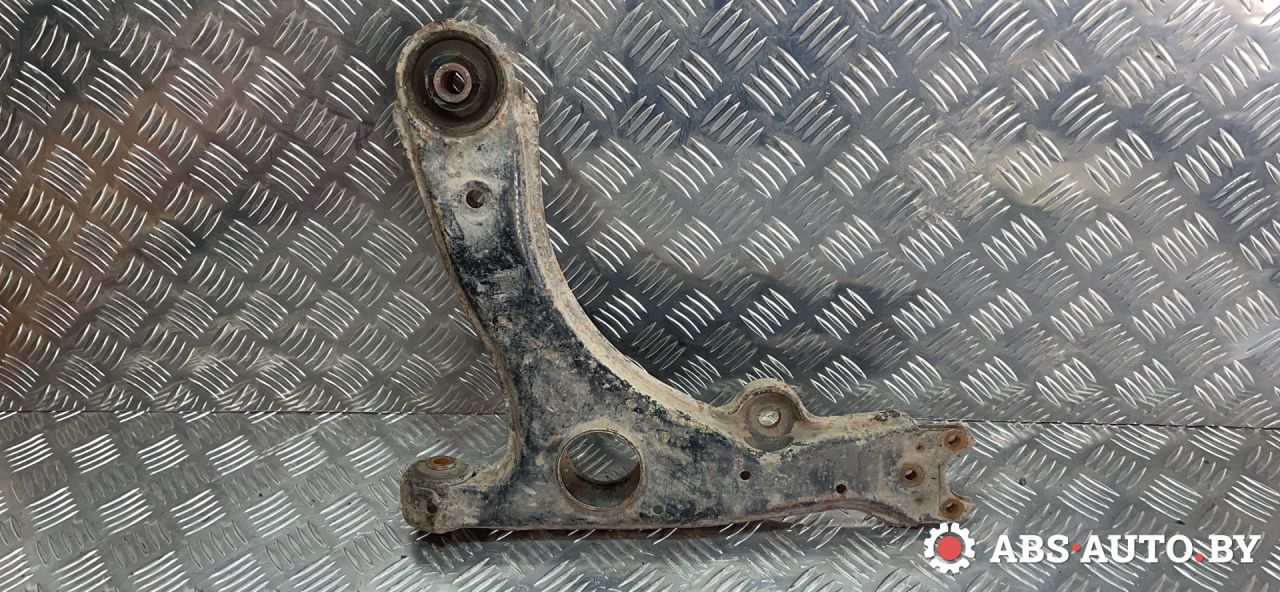 рычаг передний правый Volkswagen Passat B3 1992, 1.9 л., дизель, 357407158 - фото №1