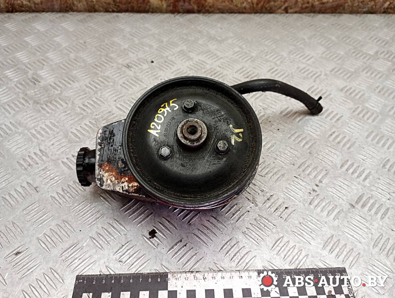 насос гидроусилителя руля Renault Megane 1 поколение 1998, 1.6 л., бензин, МКПП, 7700273741 - фото №1