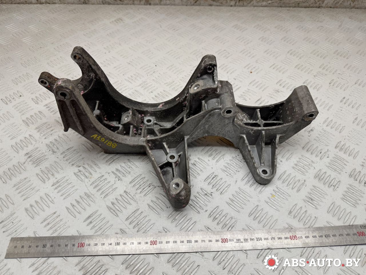 кронштейн двигателя Volkswagen Phaeton 1 поколение 2006, 3.2 л., бензин, АКПП, 022260087F - фото №1