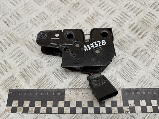 замок капота Volkswagen Touareg 1 поколение 2006, 2.5 л., BAC, дизель, МКПП, внедорожник 5 дв., 7L0823509B