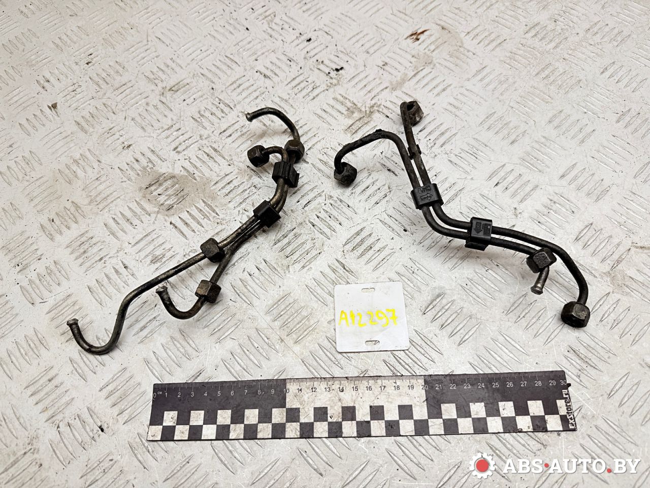 трубка топливная Ford Galaxy 1 поколение 1998, 1.9 л., дизель, МКПП, минивэн, 1052257, 1052259, 1052262, 1052264 - фото №1