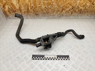 корпус термостата Peugeot 3008 1 поколение 2012, 1.6 л., 9HR (DV6C), дизель, робот, 9684588980, 9684684180