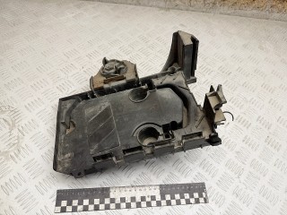 полка аккумулятора Citroen C5 1 поколение [рестайлинг] 2006, 2.0 л., бензин, МКПП, хетчбэк 5 дв., 9650439480