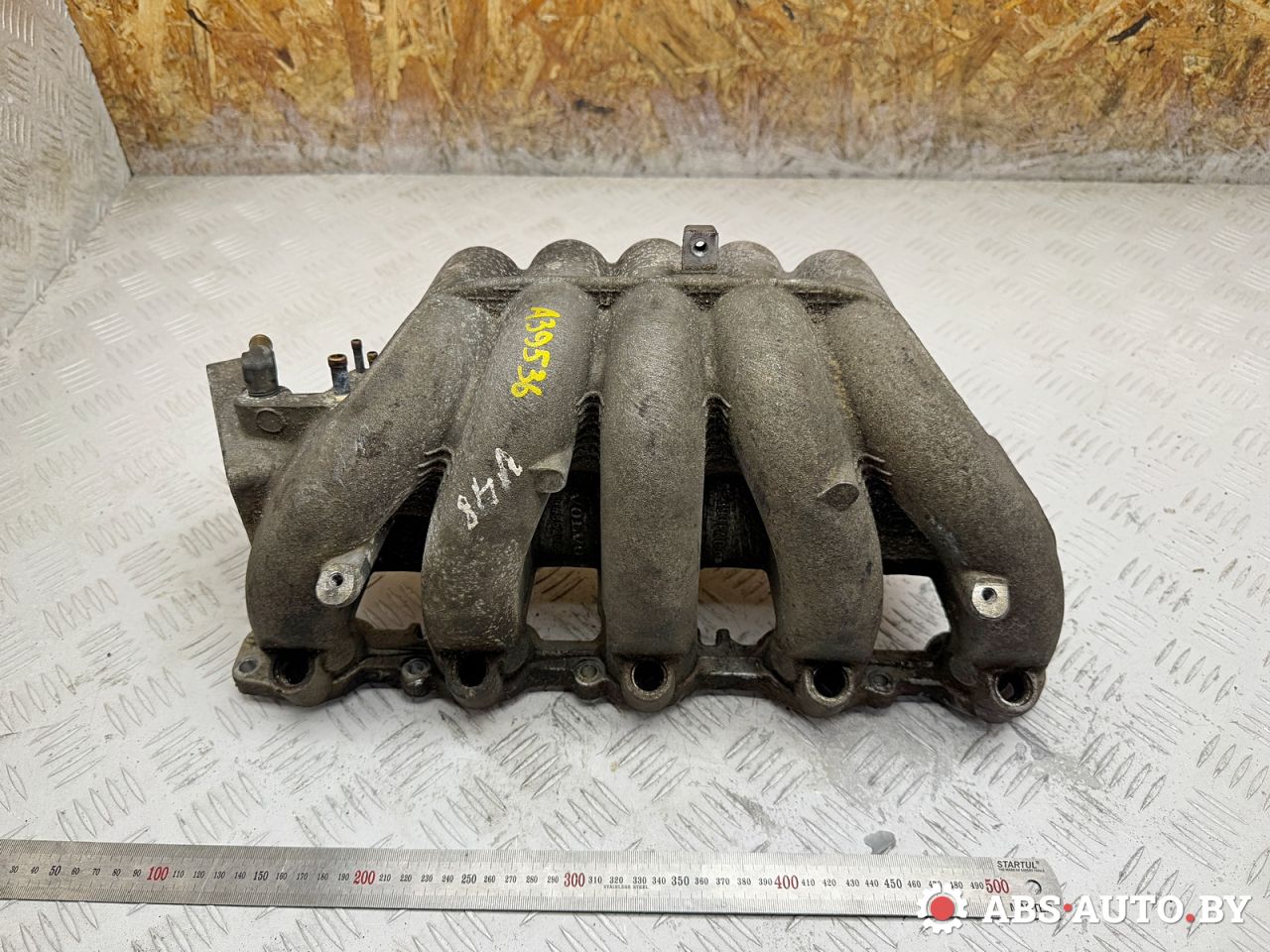 коллектор впускной Volvo S80 1 поколение 2003, 2.4 л., бензин, АКПП, седан, 9486208 - фото №1