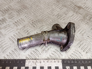 фланец (тройник) системы охлаждения Kia Shuma 2 поколение 2002, 1.6 л., бензин