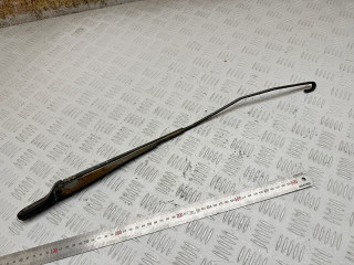 щеткодержатель (поводок стеклоочистителя, дворник) Peugeot 406 1 поколение [рестайлинг] 2000, 2.0 л., RHZ (DW10ATED), дизель, МКПП, универсал, 71598