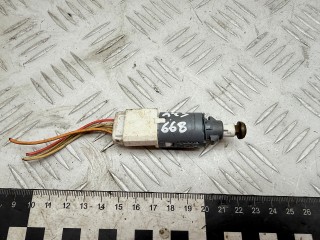 Датчик педали тормоза (лягушка) Renault Scenic 2 поколение 2005, 1.6 л., бензин, МКПП, 8200168238B