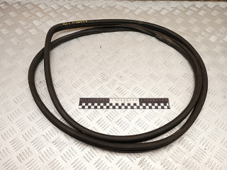 уплотнитель двери Hyundai Santa Fe 2 поколение [рестайлинг] 2011, 2.2 л., дизель, МКПП, правый руль