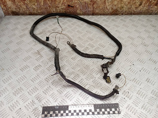 плюсовой провод аккумулятора Peugeot 406 1 поколение [рестайлинг] 2003, 2.0 л., дизель, МКПП, седан