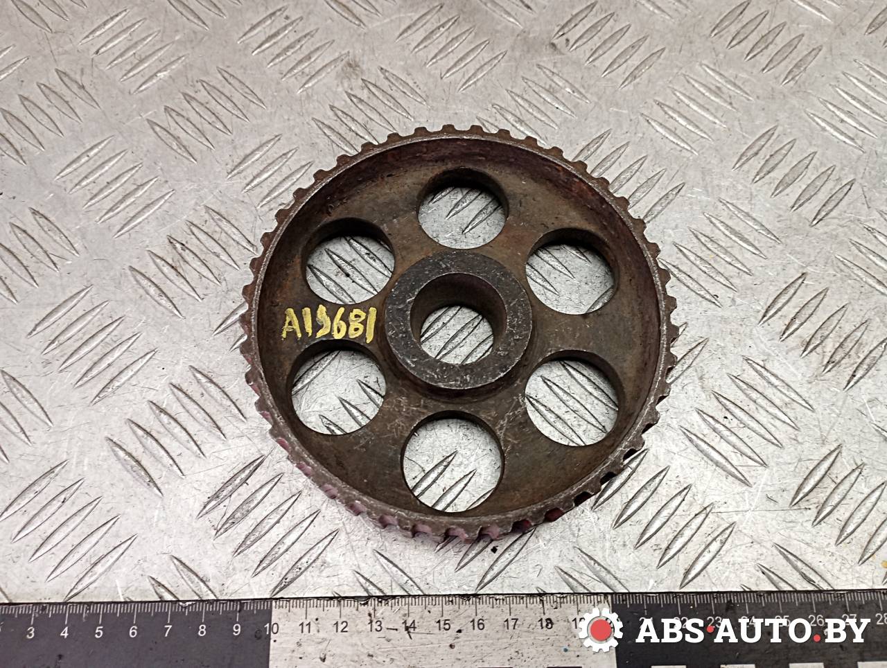 шкив распредвала Volkswagen Golf 3 поколение 1995, 1.9 л., дизель, 069109111 - фото №1