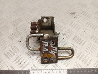 петля двери Volkswagen Golf 4 поколение 2004, 4B0831412B