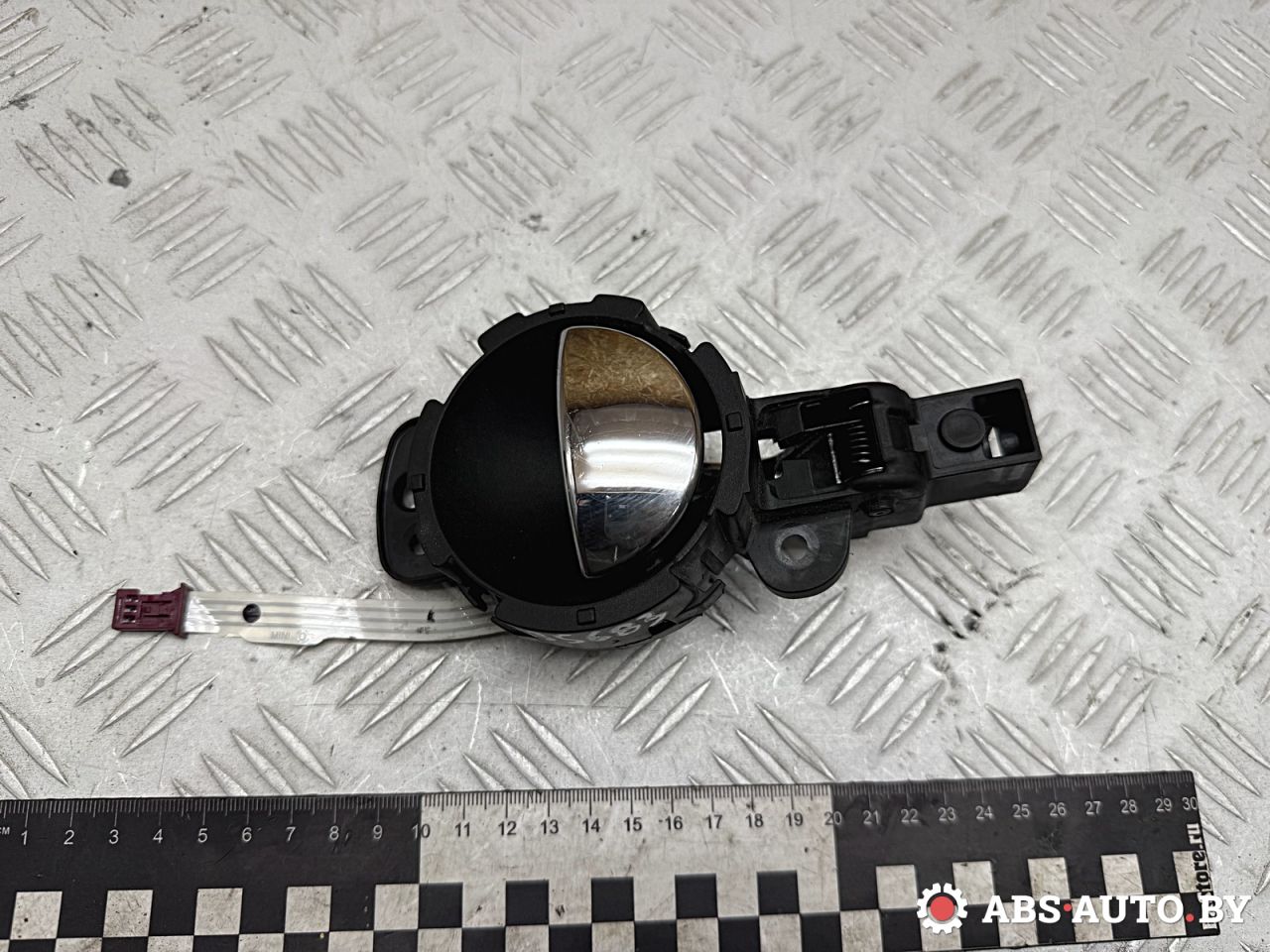 ручка внутренняя передняя левая Mini Cooper 2 поколение 2010, 1.6 л., N16 B16 A, бензин, кабриолет, правый руль, 2754518, 2753717 - фото №1