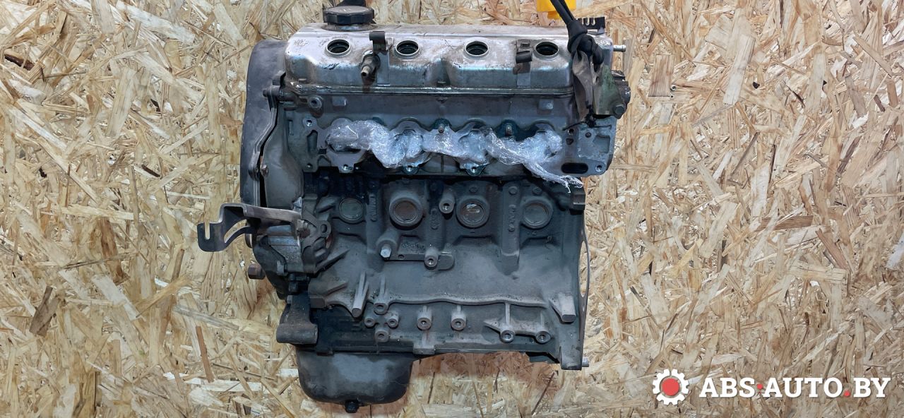 двигатель Mitsubishi Galant 7 поколение 1995, 1.8 л., бензин, 4G93 - фото №1