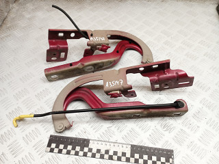 петля капота Peugeot 3008 1 поколение 2012, 1.6 л., дизель, робот, передний привод, правый руль, 9682599080, 9682598980