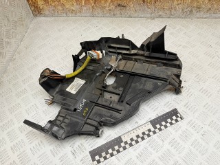 крепление фары правой Volkswagen Touareg 1 поколение 2006, 3.0 л., BKS, дизель, АКПП, внедорожник 5 дв., полный привод, 7L6941614C