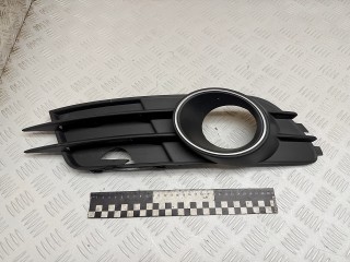 Заглушка (решетка) в бампер передний Audi A6 4G/C7 2012, универсал, 4G0807681B, 4G0807681B9B9, 4G0807681BZDE, 4G0807681H9B9, 4G0807681HZDE