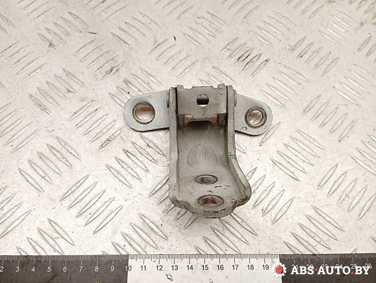 петля двери Hyundai Elantra HD 2008, 1.6 л., бензин, МКПП - фото №1