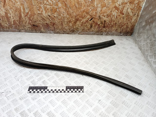 уплотнитель Volvo XC90 1 поколение [рестайлинг] 2008, 2.4 л., D 5244 T4, дизель, АКПП, внедорожник 5 дв., правый руль, 30653724