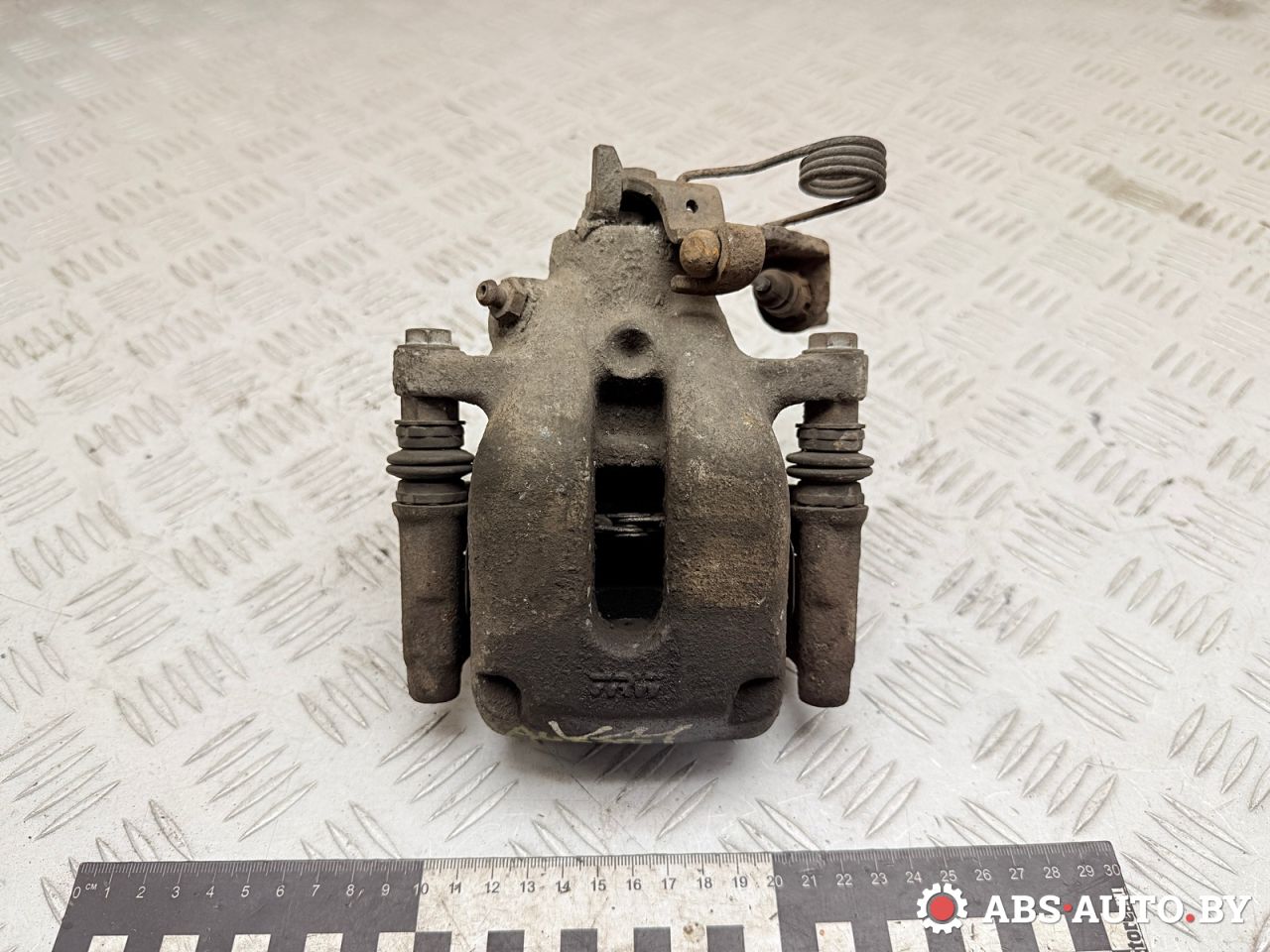 суппорт задний левый Peugeot 407 1 поколение 2004, RHR 10DYVD, МКПП, передний привод, 24338717075, 24338717077, 0986134227, F61208, BNZ1116GM, BNZ1116ZP, BNZ1116ZW, 1651759380, 4401G4, BHN823E, 561N10125Z - фото №1