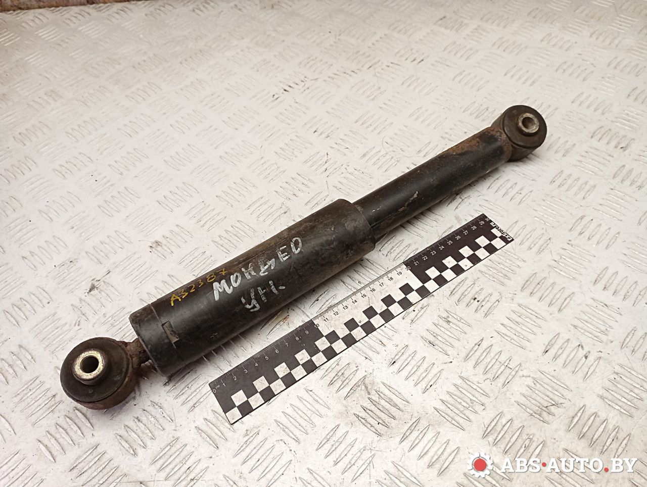 амортизатор задний Ford Mondeo 2 поколение 1998, 1.8 л., бензин, универсал, 97BG18080AB - фото №1