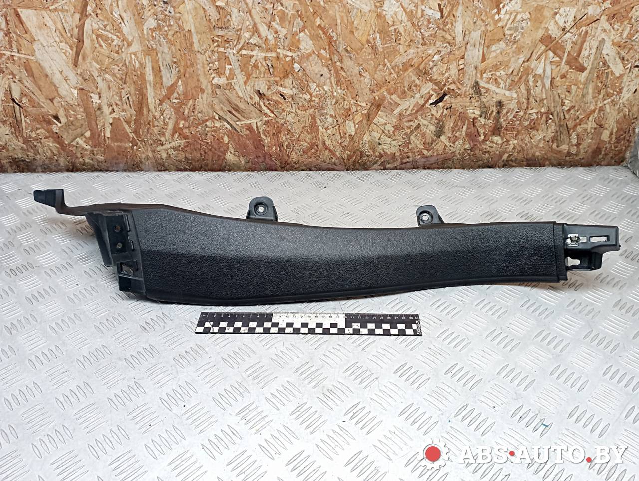 обшивка стойки задней правой BMW 7 серия F01/F02 F01 2009, 4.4 л., бензин, АКПП, 9112886 - фото №1