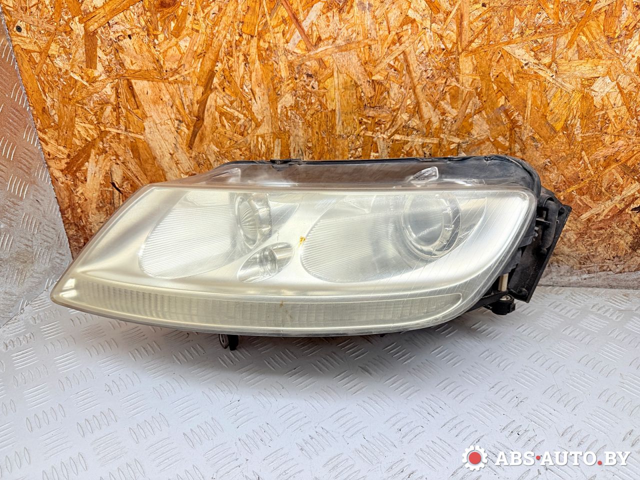 фара левая Volkswagen Phaeton 1 поколение 2006, 3.2 л., бензин, АКПП, 3D0907391B, 3D1941015J, 89005858, 3D0909157, 89027878, 89021925 - фото №1