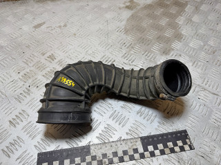 патрубок воздушного фильтра Volvo S60 1 поколение 2003, 2.4 л., дизель, МКПП, седан, 08634143