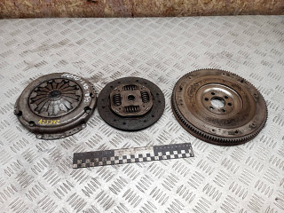 комплект сцепления Volkswagen Polo 4 поколение 2003, 1.4 л., бензин, R0301052710, 0301052710, 036141025P, 036141032E, 036141032F