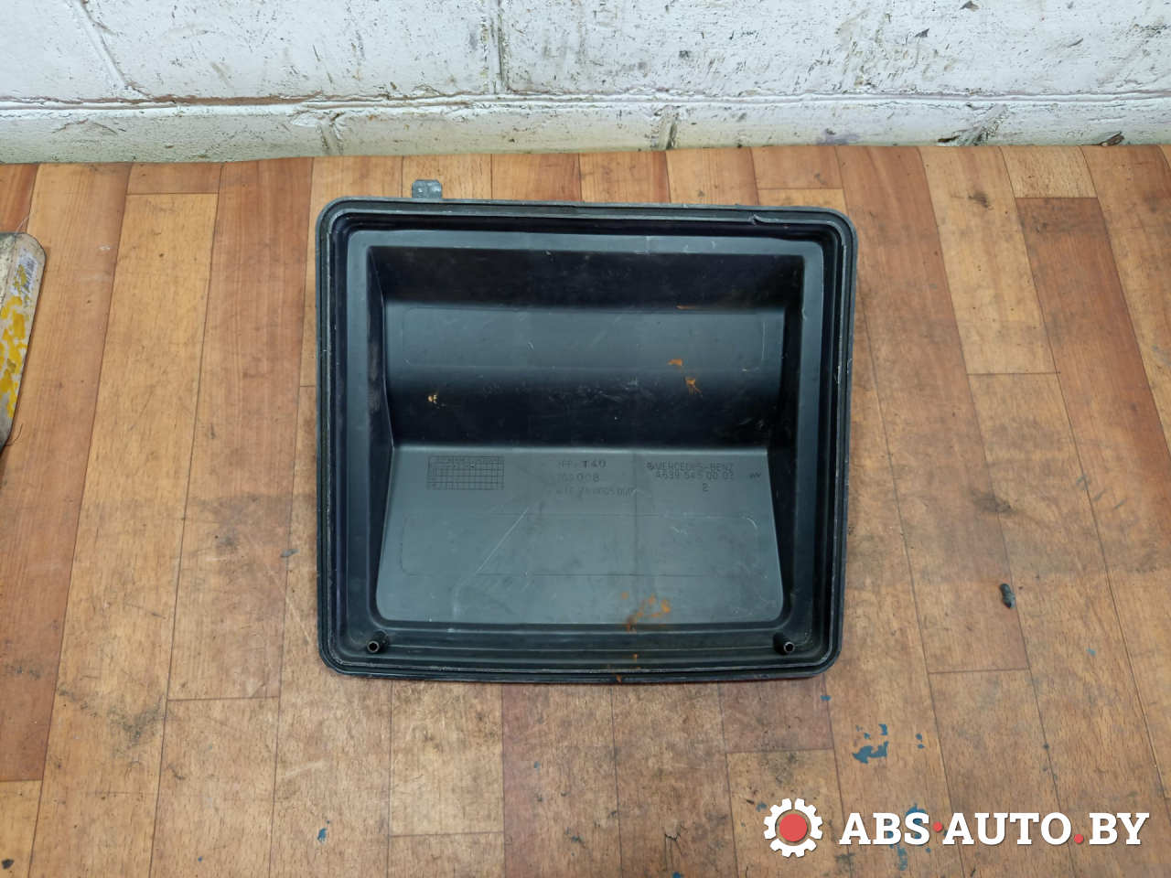 крышка блока предохранителей Mercedes-Benz Vito W639 2006, 2.2 л., дизель, МКПП, A6395450003 - фото №1