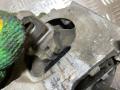 подушка крепления КПП Peugeot 4007 1 поколение 2009, 2.2 л., дизель, МКПП, полный подключаемый привод, правый руль, 326B95, 307367, 320A15 - фото №3