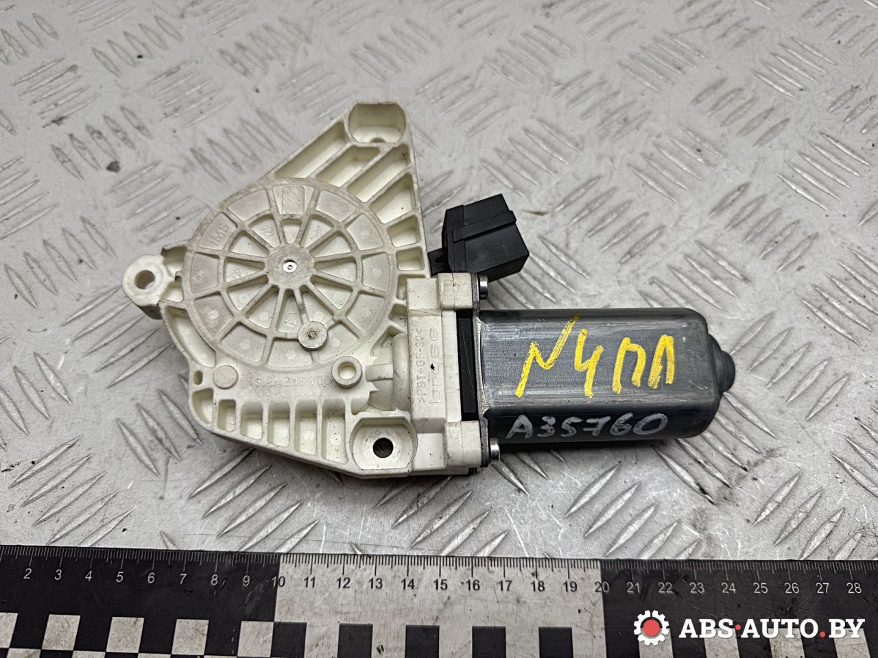 моторчик стеклоподъемника передний левый Mercedes-Benz A W169 2 поколение (2004-2008) 2008, 2.0 л., OM 640.942, дизель, МКПП, хетчбэк 5 дв., правый руль, A1698204342, 996146102, 7746013202 - фото №1